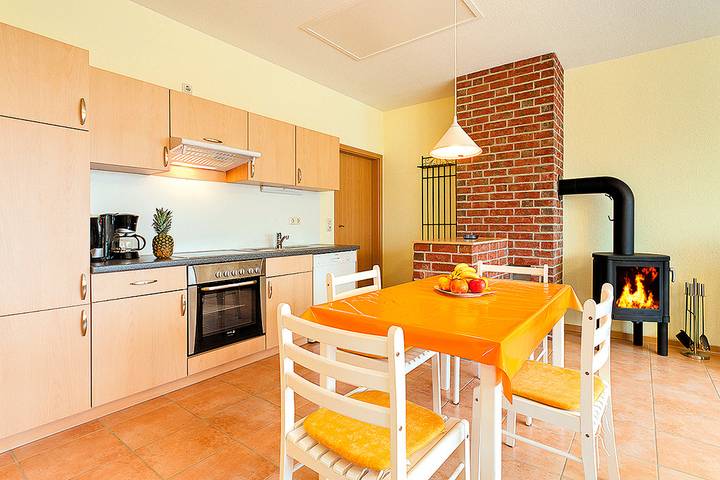 Ferienhaus für 4 Personen, mit Terrasse und Garten sowie Sauna in Wismarer Bucht - 3