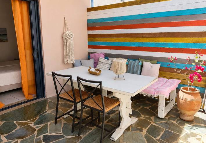 Apartment for 2 people, with garden in Alykes