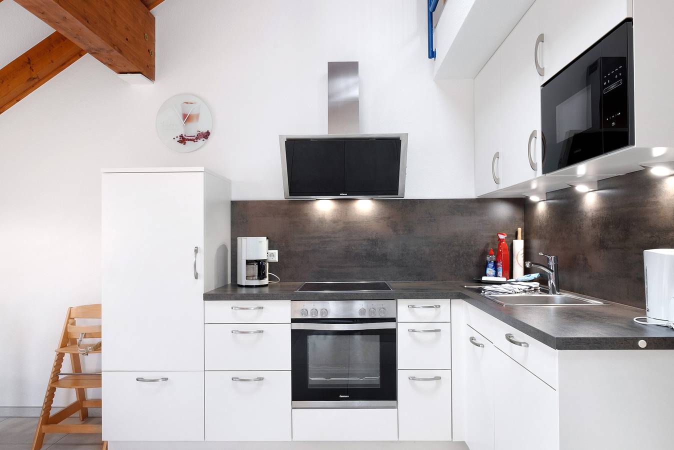 Apartamento entero, Apartamento 'Nº 16' con balcón y Wi-Fi in Titisee, Titisee-Neustadt