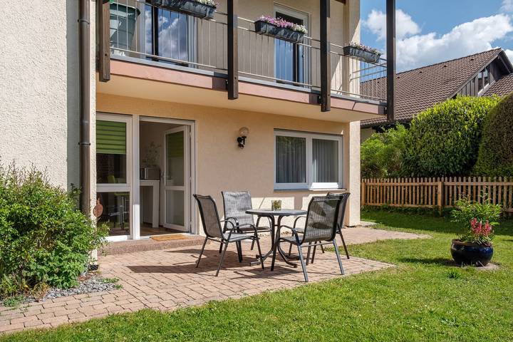 Geheel appartement, Appartement „Haus Reiser“ met privéterras, tuin en wifi in Alpirsbach, Kinzig Valley