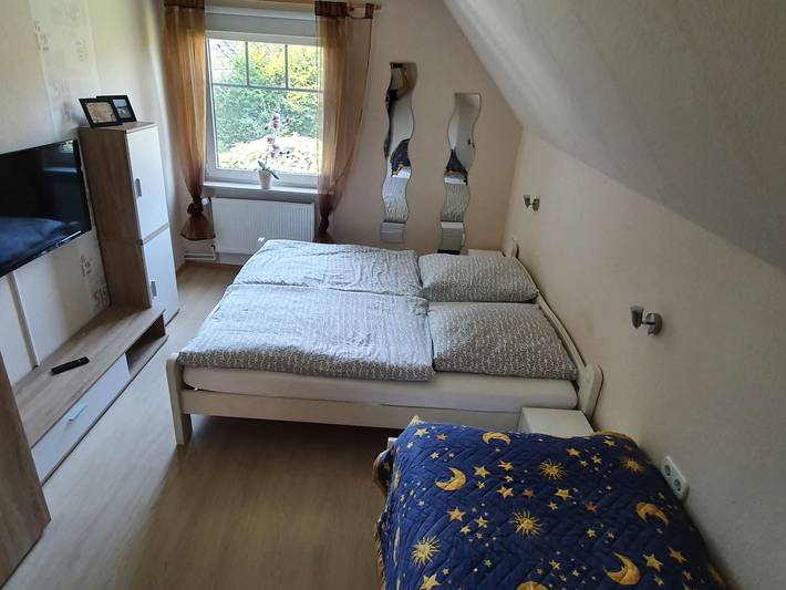 Ferienwohnung für 5 Personen, mit Balkon und Terrasse in Detern - 4
