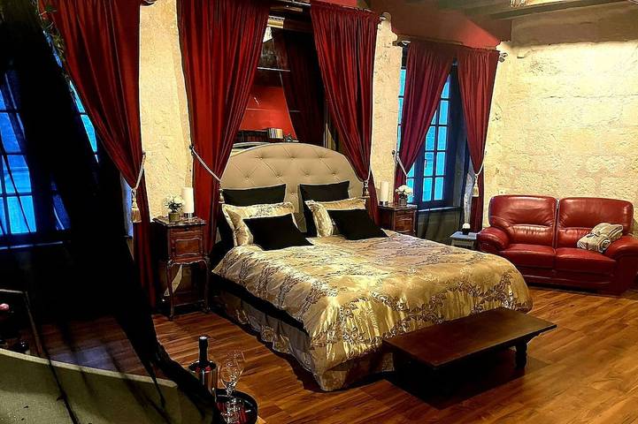 Hôtel pour 2 personnes dans Les Roches-l'Évêque - 3