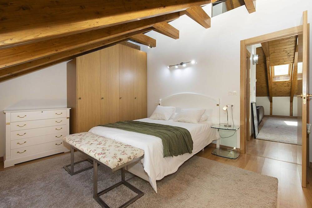 Entire apartment, Mendia Penthouse in Panticosa (Ski), Panticosa