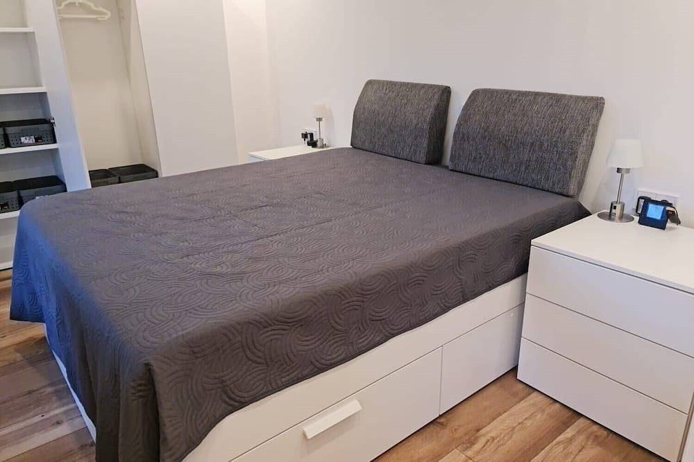 Ganze Wohnung, Parkvilla Bad Sassendorf mit 3 Schlafzimmern und Terrasse in Bad Sassendorf, Kreis Soest