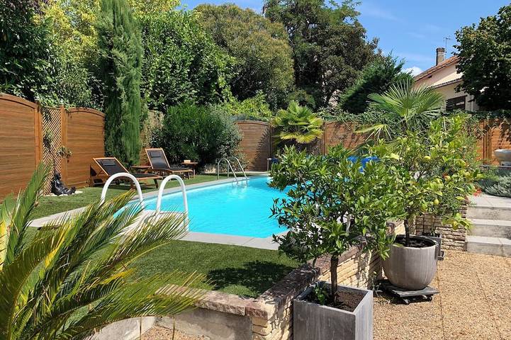 Appartement de vacances pour 2 personnes, avec jardin ainsi que piscine et terrasse