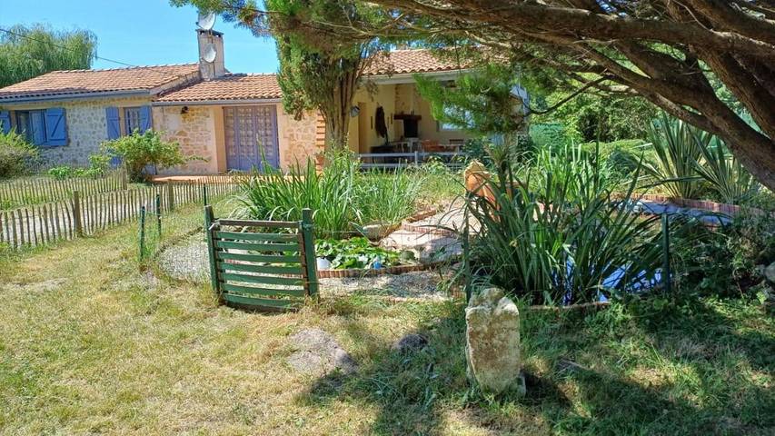 Location de vacances pour 6 personnes, avec terrasse, animaux acceptés à Gaillan-en-Médoc