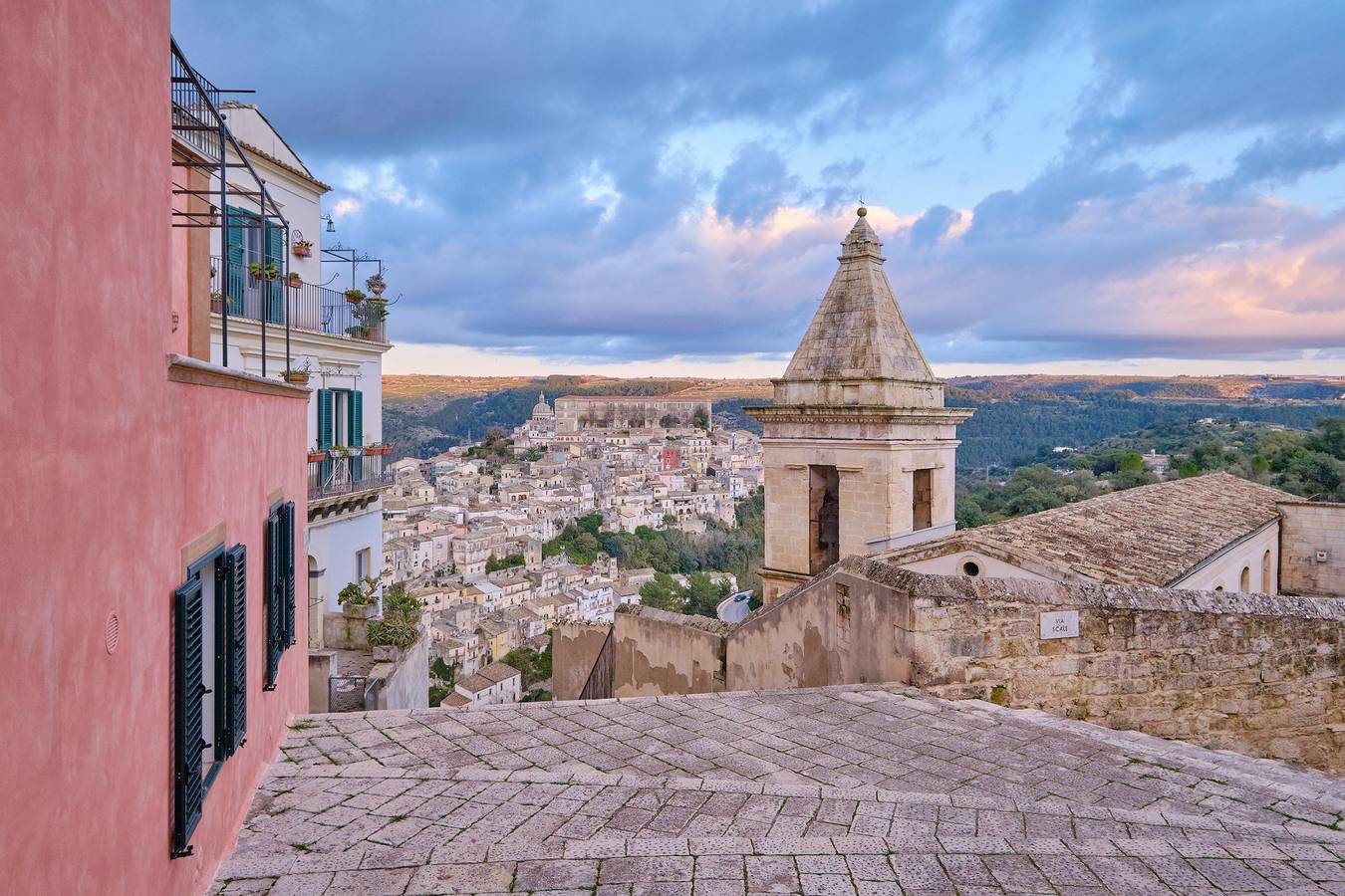 Entire apartment, Raffo, new apartment in Ragusa Ibla in Ragusa, Ragusa Province