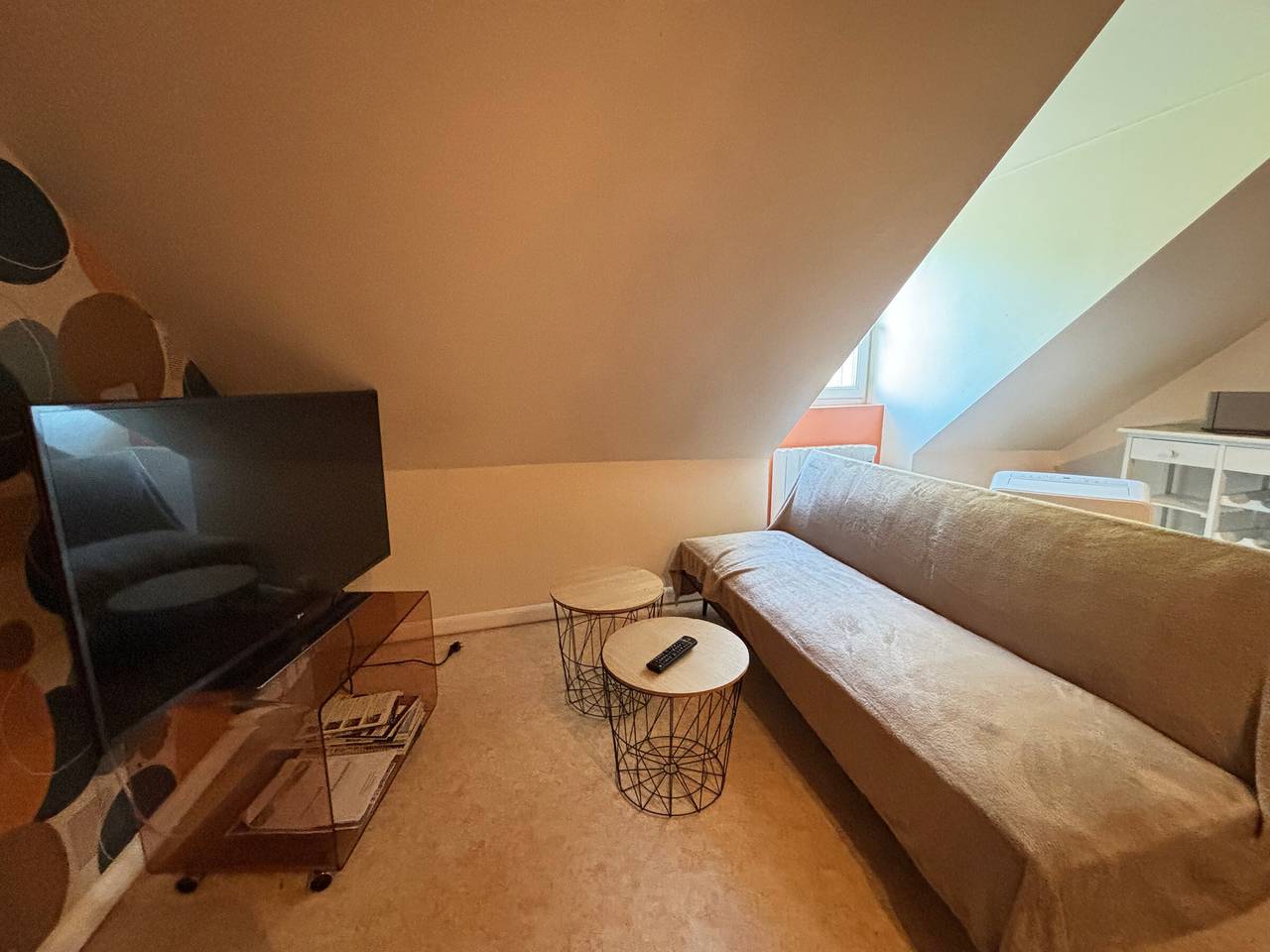 Apartamento entero, Dúplex cerca de termas - 2 pers. in Luxeuil-les-Bains, Alto Saona