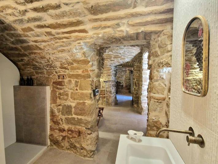 Casa de vacaciones para 8 personas, con jacuzzi y balcón, Familias con niños en Provincia de Lleida - 2