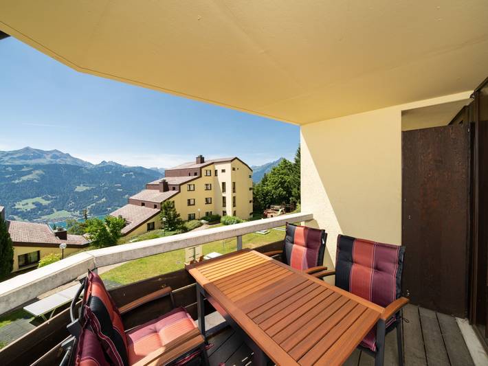 Ferienwohnung für 4 Personen, mit Balkon und Terrasse sowie Garten und Pool in Beatenberg - 2