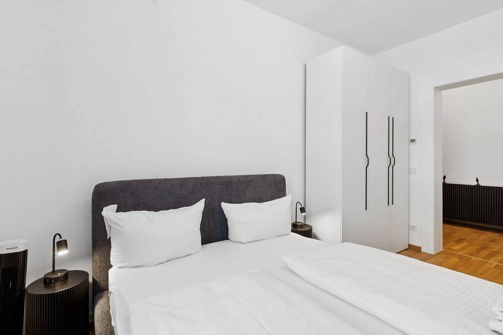 Apartamento entero, Arbio I Modern Art Suite for 6 in Leipzig Mitte, Leipzig