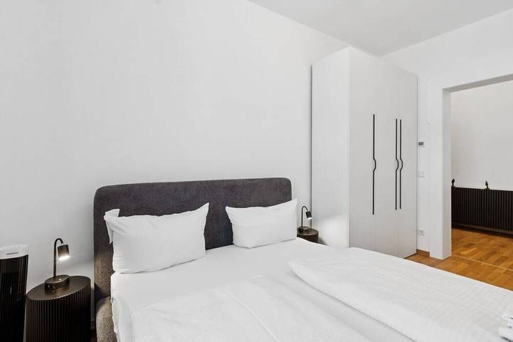 Entire apartment, Arbio I Modern Art Suite for 6 in Leipzig Mitte, Leipzig