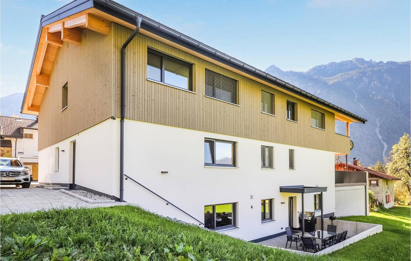 Ganze Ferienwohnung, Gemütliche 73qm Wohnung: WiFi, Parkplatz, Küche, Fluss 2km in Bludenz, Verwall