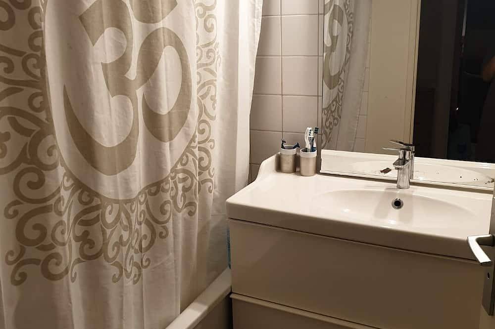 Apartamento entero, Appartement 4 Pieces Proche Aéroport D'orly in Athis-Mons, Essonne