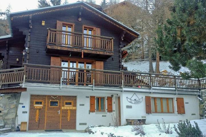 Gîte pour 10 personnes, avec jardin dans Saint Luc