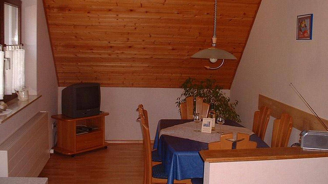 Ganze Ferienwohnung, Ferienwohnung für 4 Personen (80 m²) in Dörrenbach in Dörrenbach, Südliche Weinstraße