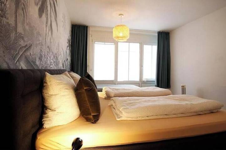 Ganze Wohnung, Geräumige Wohnung nahe dem Zentrum - inkl. Parkplatz in Würzburg, Fränkisches Weinland