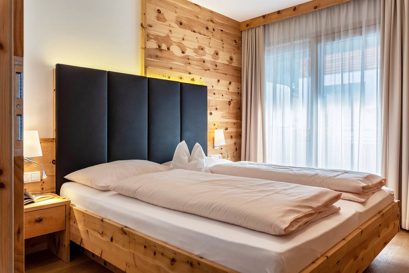Ganze Wohnung, Apartments Marialisa Superior 'Apt Orchidee' mit Bergblick, Whirlpool & Wlan in Gufidaun, Klausen
