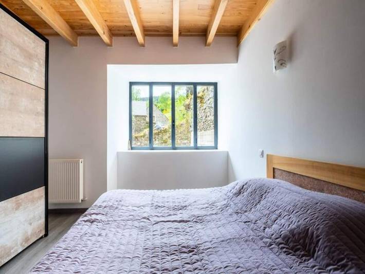 Gîte pour 6 personnes, avec balcon et piscine, adapté aux familles dans Cubières - 4