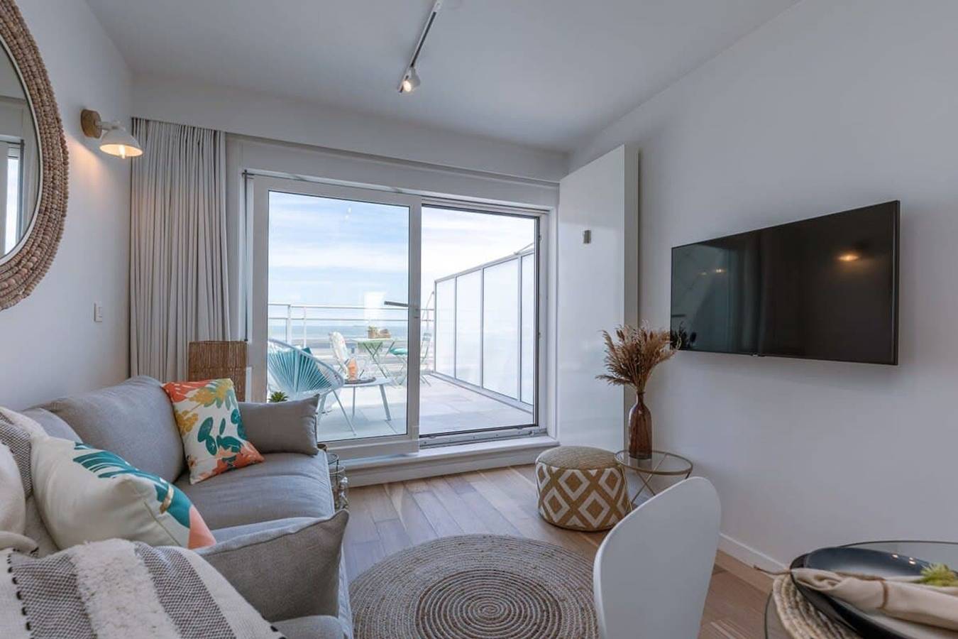 Ganze Wohnung, Casiola - Stunning Seafront Apartment in Prime Loc in Knokke-Heist, Belgische Küste