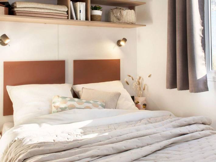 Mobil home pour 4 personnes, avec piscine et terrasse, animaux acceptés dans Plage De La Paree Du Jonc - 3
