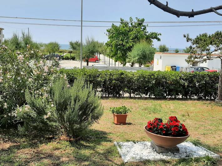 Appartamento per 6 persone, con Giardino e Vista lago a Baia Domizia