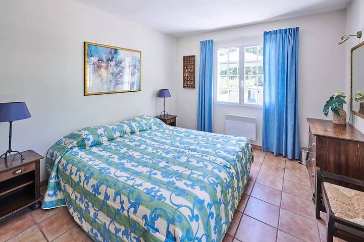 Location de vacances pour 6 personnes, avec terrasse, animaux acceptés à Vasles - 3