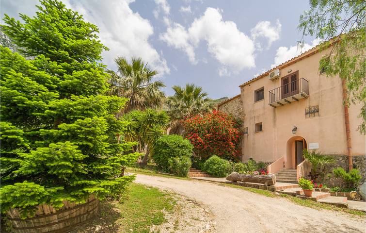 Casa vacanza per 9 persone in Provincia di Palermo