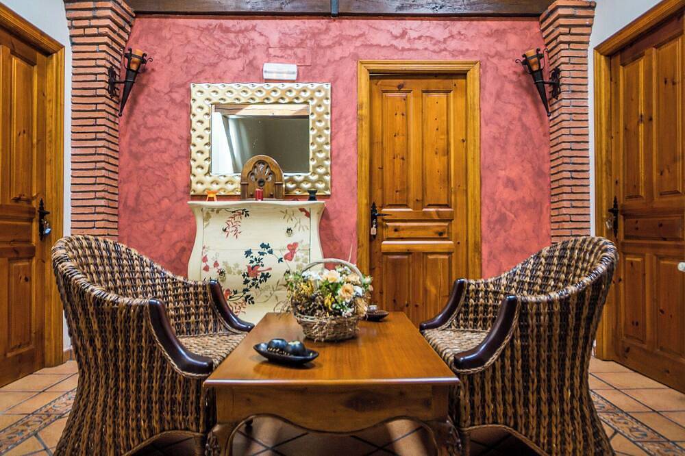 Apartamento entero, Habitación con vistas a la montaña, jardín compartido y Wi-Fi in Valle de Carranza, Cordillera Cantábrica