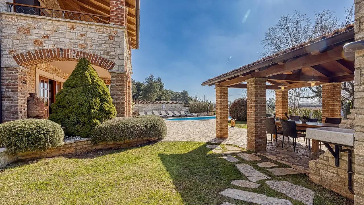 Villa für 10 Personen (200 m²) in Baderna in Baderna, Zentralistrien