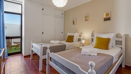 Apartamento De Férias para 4 Pessoas em Armação de Pêra, Distrito de Faro, Foto 2