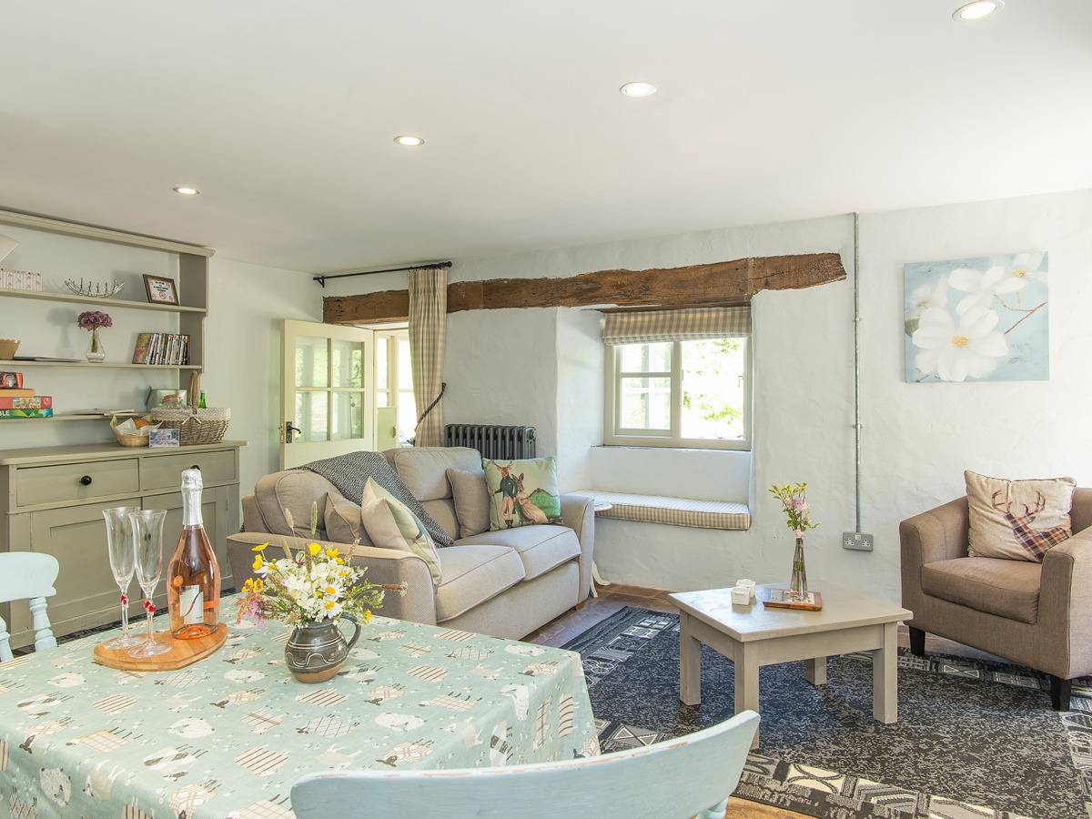 Mill Cottage in Hanley, Worcestershire