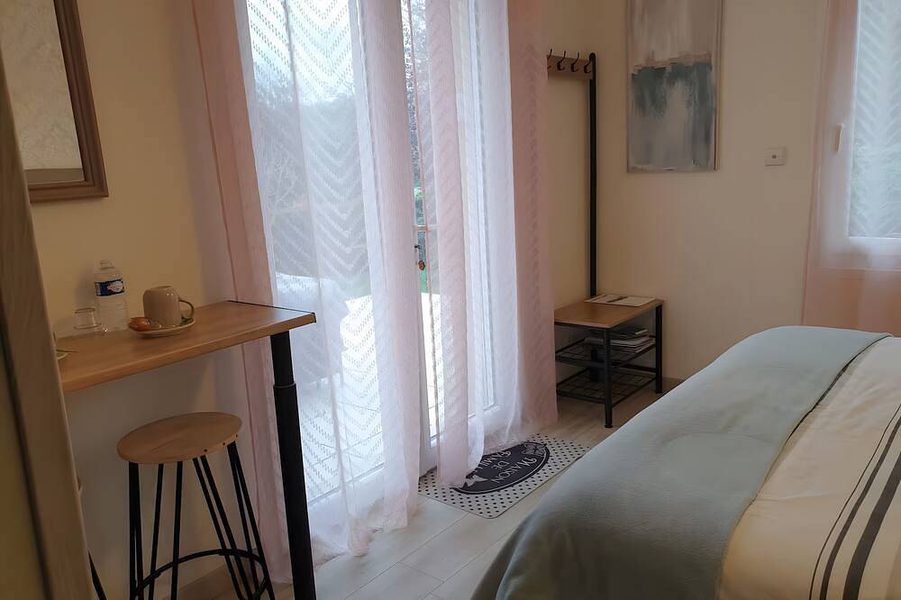 Chambre \"Millet\" - Entre Mer et Campagne in Gréville-Hague, La Hague