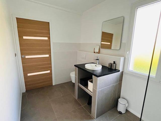 Gîte pour 4 personnes, avec jardin à Neuville-de-Poitou - 2