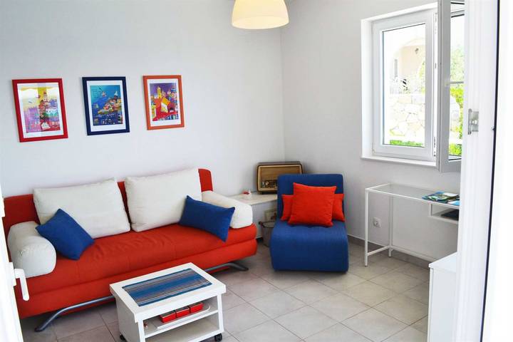 Gîte pour 5 personnes, avec balcon à Tribunj - 3