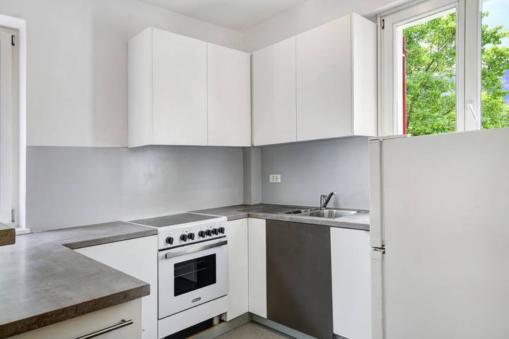 Entire apartment, Apartment 'Gerwies' with Mountain View and Private Garden in Branzoll, Fleimstaler Alpen