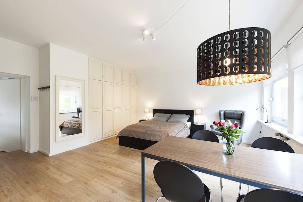 Geheel appartement, Stylish studio apartment with green views  in Frankenalb