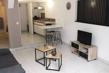 Gîte pour 4 personnes, avec terrasse à Ceyrat