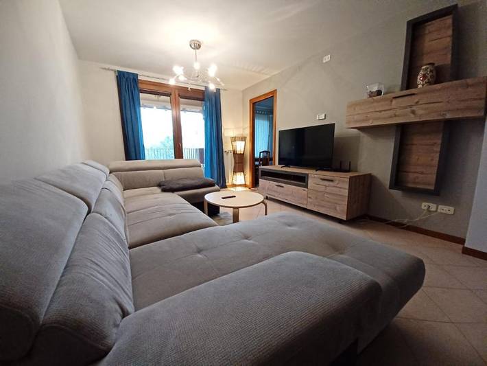 Ferienwohnung für 4 Personen, mit Terrasse und Ausblick sowie Pool - 1