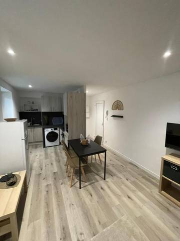 Gîte pour 4 personnes, avec balcon, animaux acceptés à Le Teil