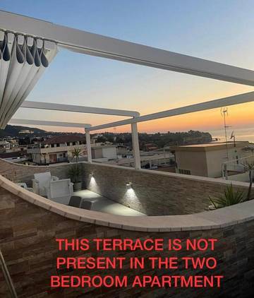 Gîte pour 6 personnes, avec terrasse et vue à Tropea