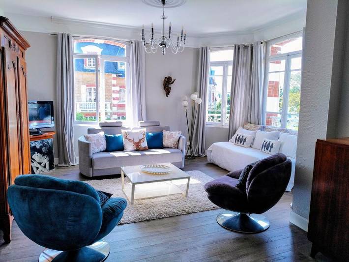Gîte pour 4 personnes, avec vue dans Grand Casino de Cabourg