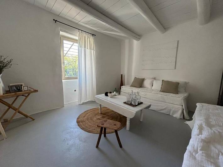 Location de vacances pour 6 personnes, avec Balcon et Terrasse ainsi que Piscine et Vue à La Bruguière