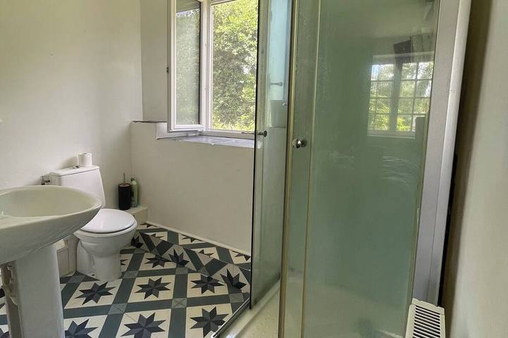 Gîte pour 10 personnes, avec jardin à Saint-Nicolas-du-Pélem - 3