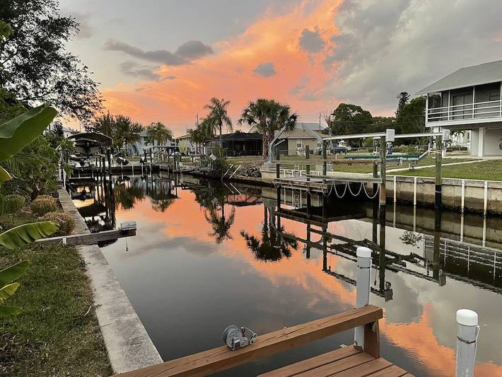 Vacation rental for 4 people, with terrace and yard, with pets in Bonita Springs