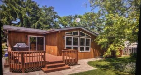 Cabin Rentals And Lodges for 8 Guests in Grand Bend, ON, Lake Huron ON, Picture 2
