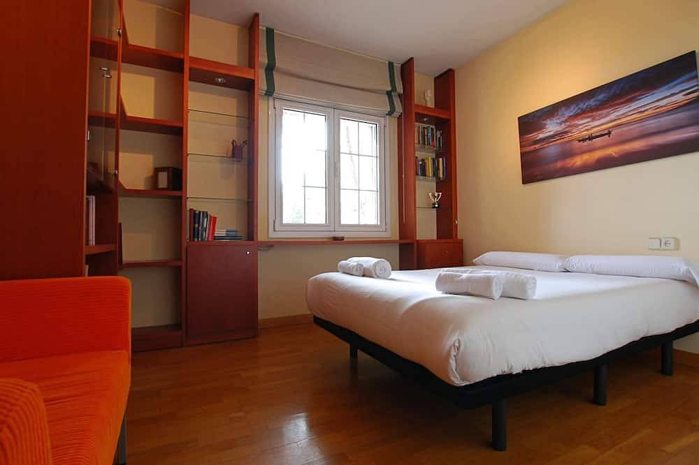 Mat - Villa Magnolia in Mataró, Costa del Maresme