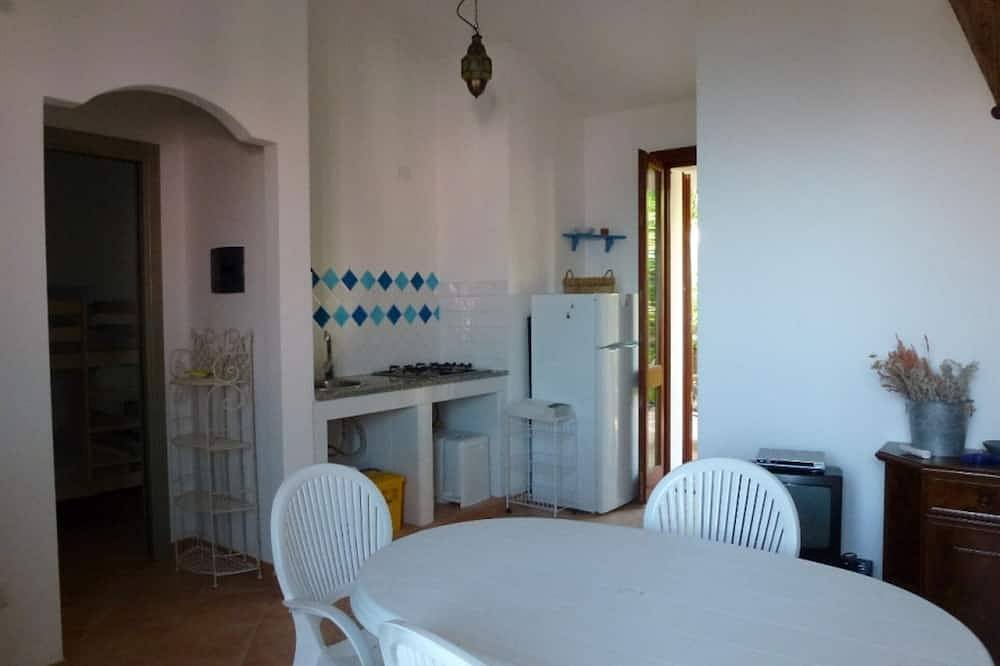 A 3-minute walk from a beautiful turquoise sea - Cin: It095018C2000P3334 in Funtana Meiga, Sardinia