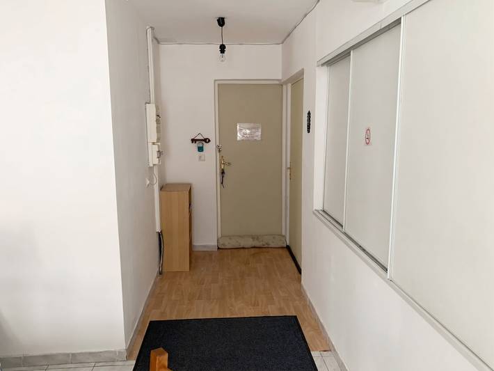 Entire apartment, Apartment with shared pool in Roquefort-la-Bédoule - 50m² in Roquefort-la-Bédoule, Marseille region