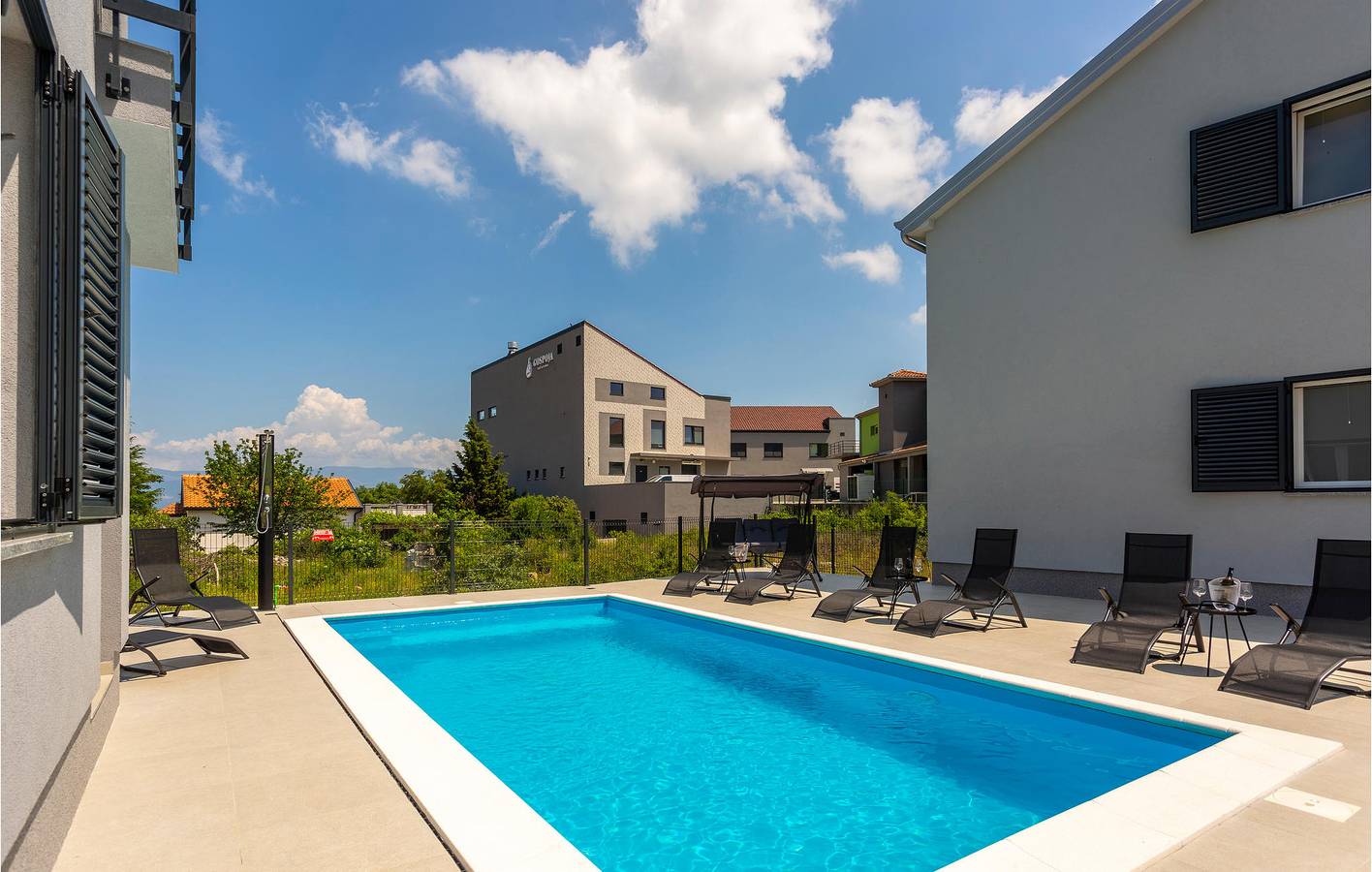 Ganze Ferienwohnung, Ferienwohnung für 5 Personen mit Terrasse in Vrbnik, Krk